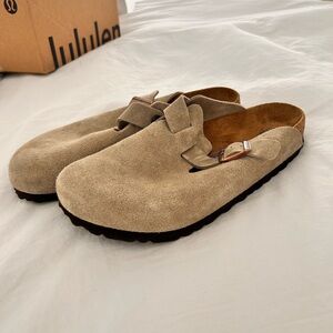 Birkenstock Boston Clog Tan Suede Mules
